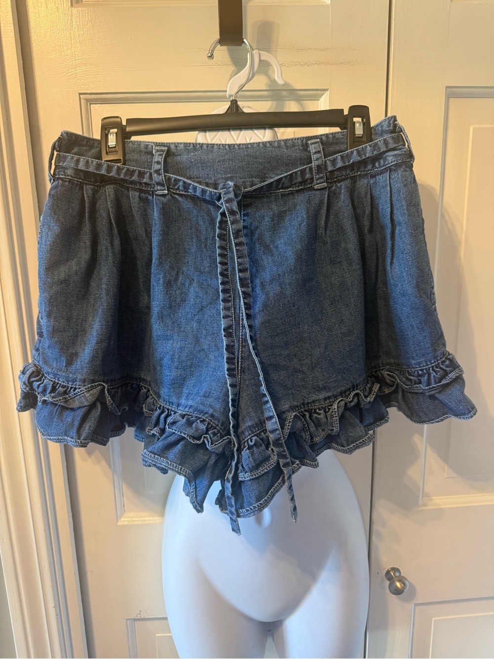 We The Free Blue Drawstring Ruffle Hem Shorts - Picture 2 of 9